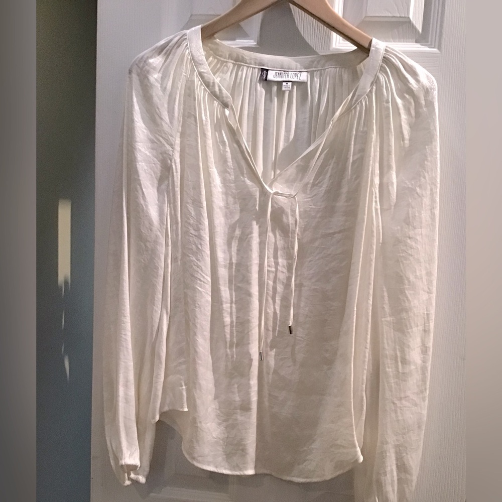 Jennifer Lopez long sleeve blouse